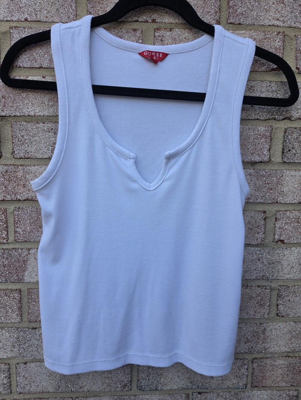 GUESS White Ribbed Notch Neck Tank Top Medium Minimalist Clean Girl Y2K Basics